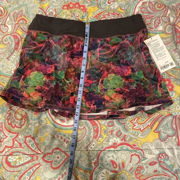 Lululemon pace rival MR skirt- 10 long. NWT - Picture 4 of 7